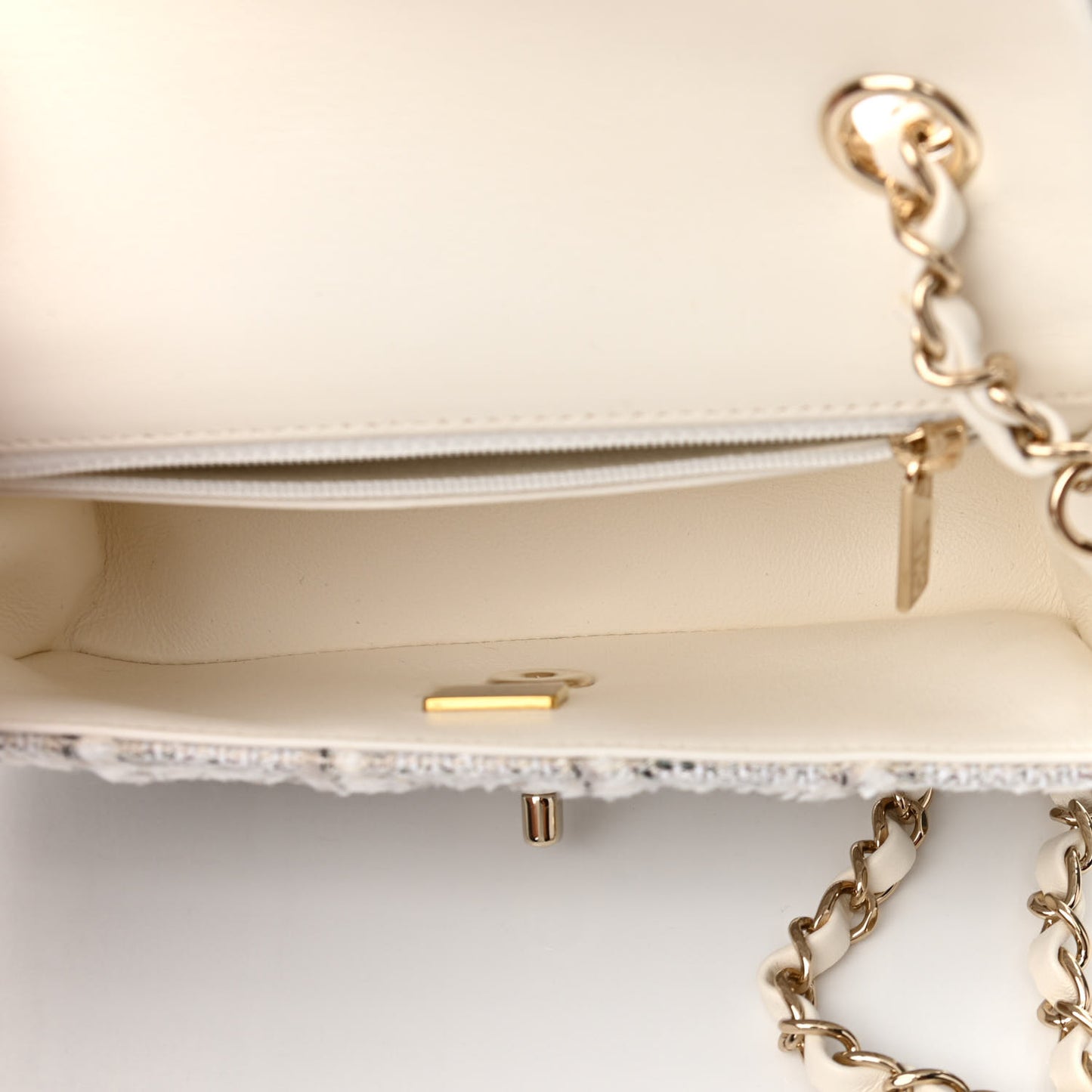 Tweed Quilted Mini Rectangular Flap White Grey