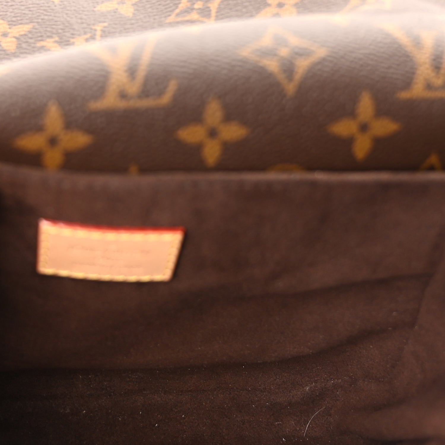 Louis Vuitton Monogram Pochette Metis 4 of 8