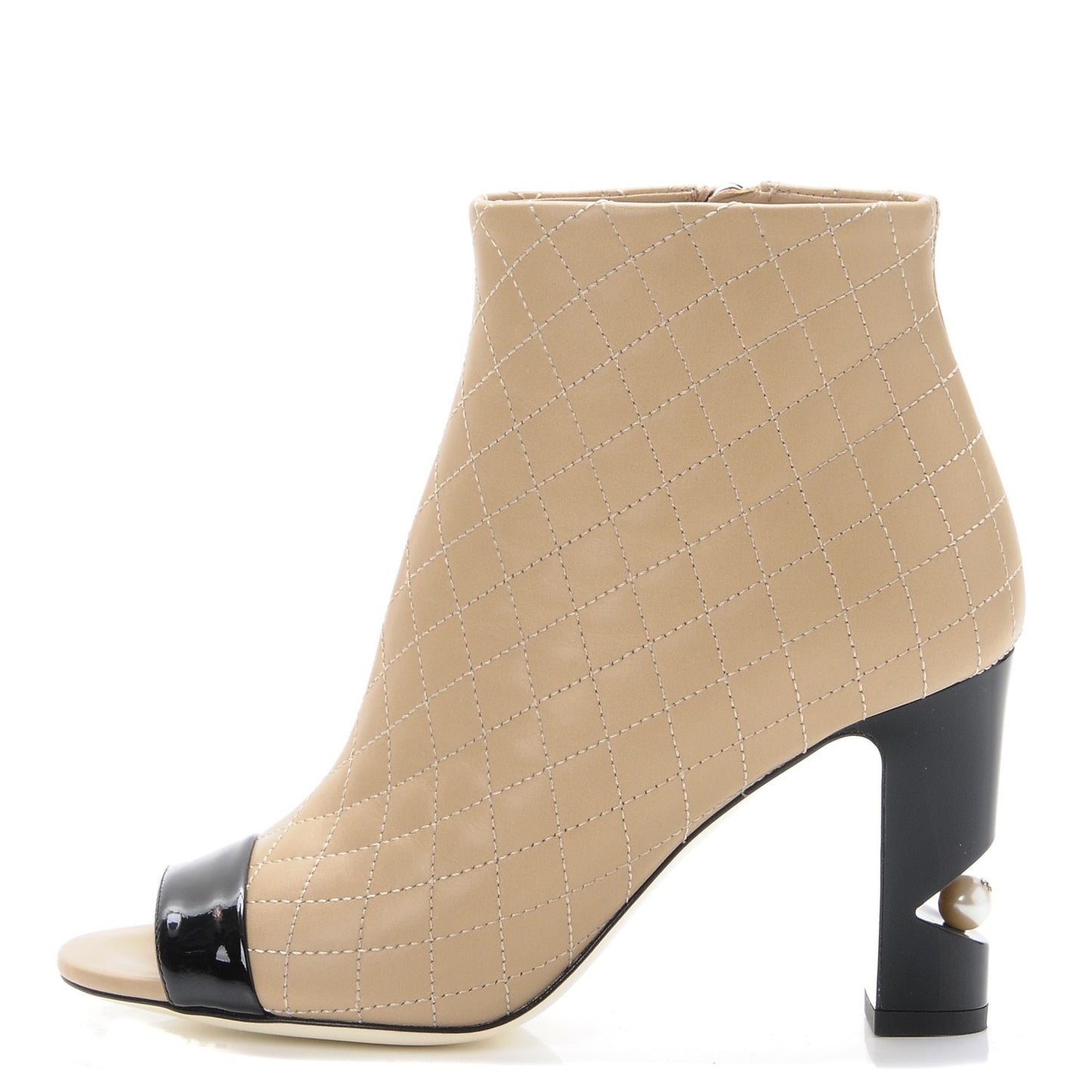 Calfskin Quilted Patent Short Boots 35.5 Beige Black