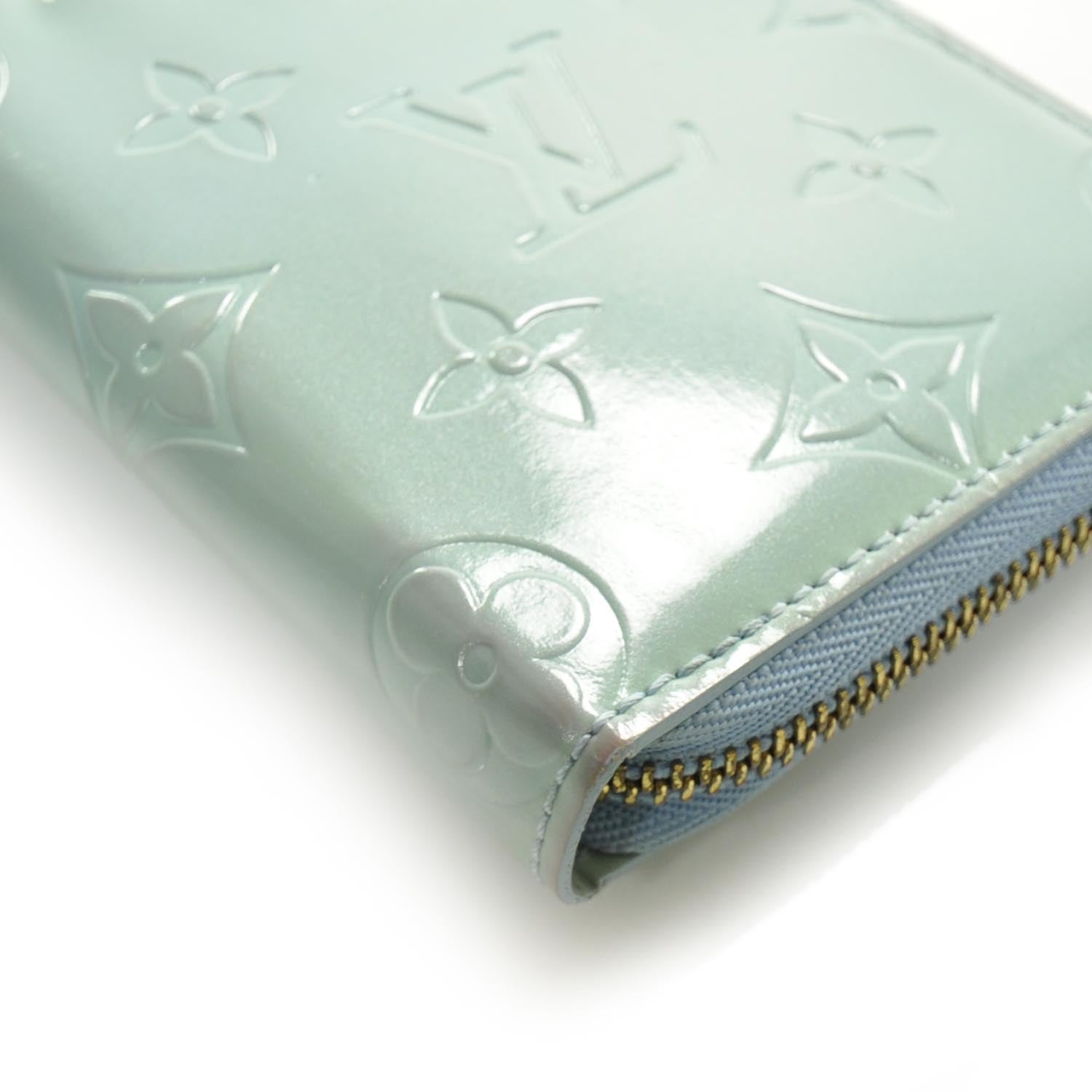 Louis Vuitton Vernis Broome Compact Wallet Peppermint 5 of 8