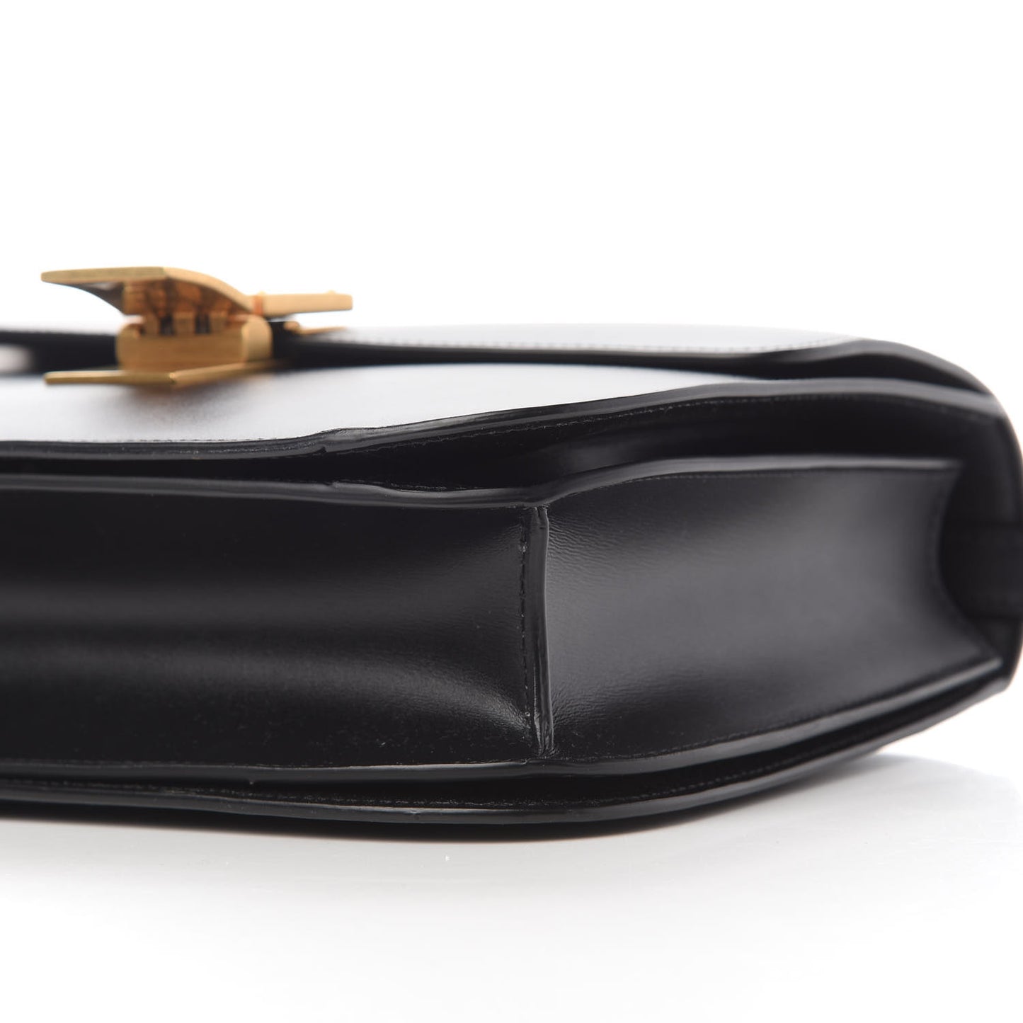 Box Calfskin Medium Classic Box Flap Bag Black