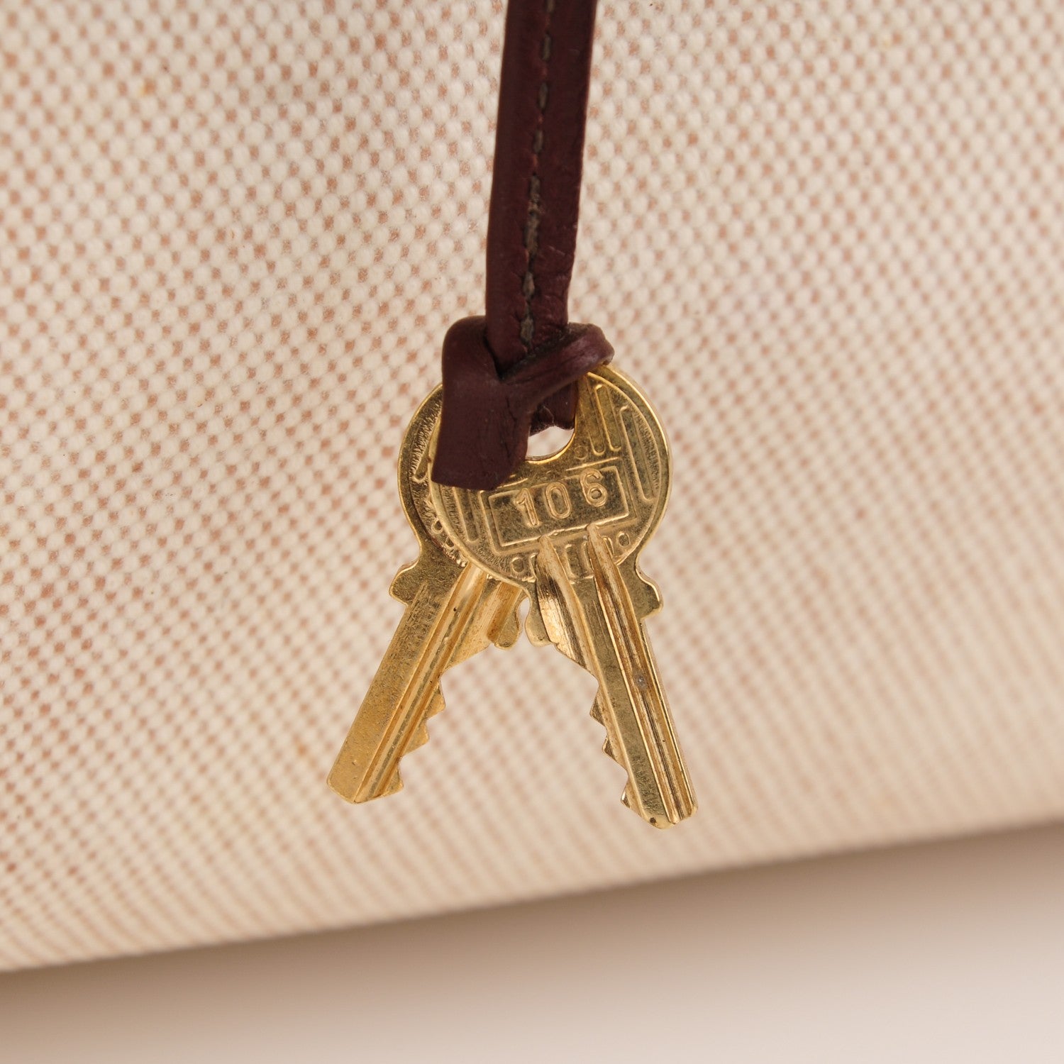 Hermes Taurillon Clemence Toile Victoria 50 Ecru Havane 13 of 17