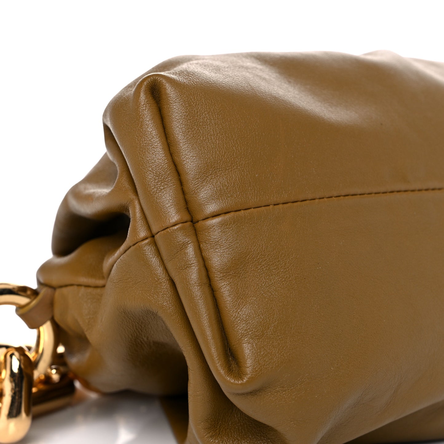 Calfskin The Pouch Chain Cammello