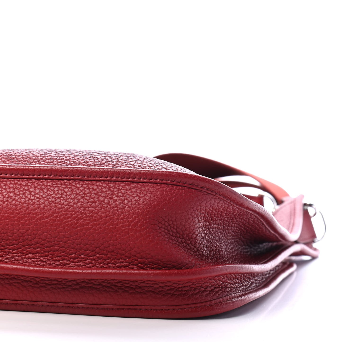 Taurillon Clemence Evelyne III PM Rouge Garance