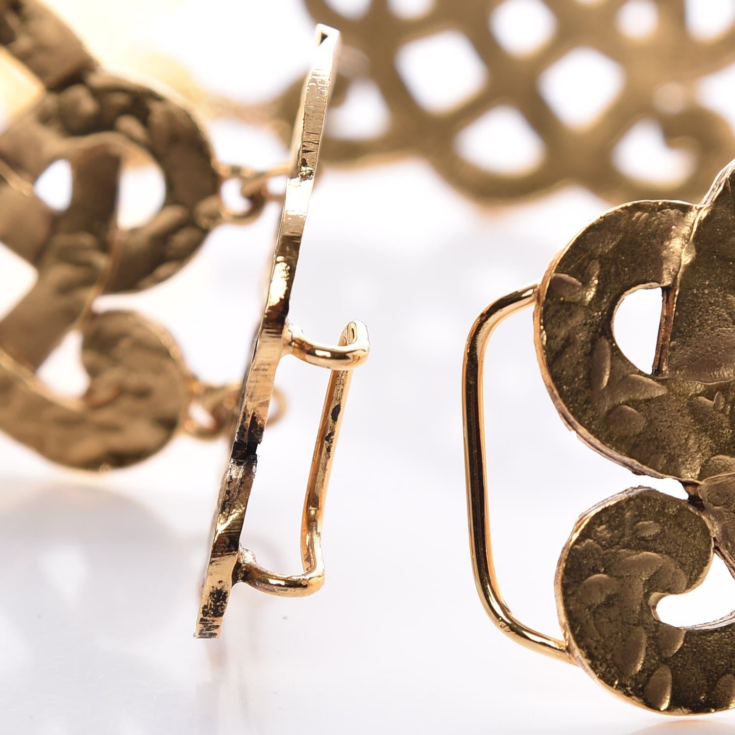 Chanel Hammered Chain Belt Gold 4 of 6