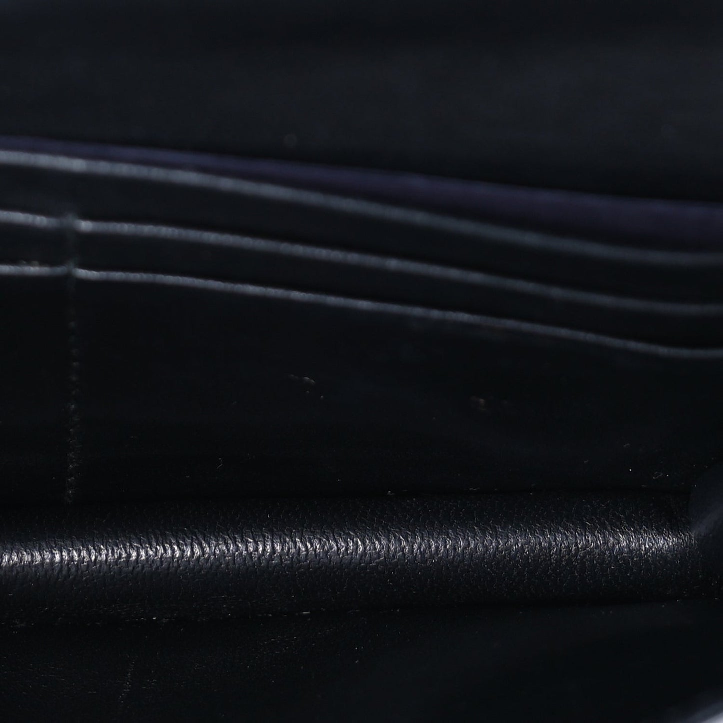 Nappa Gaufre Wallet On Chain  Black