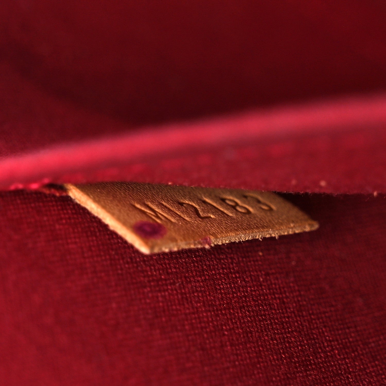 Louis Vuitton Vernis Alma BB Pomme D'Amour 6 of 10