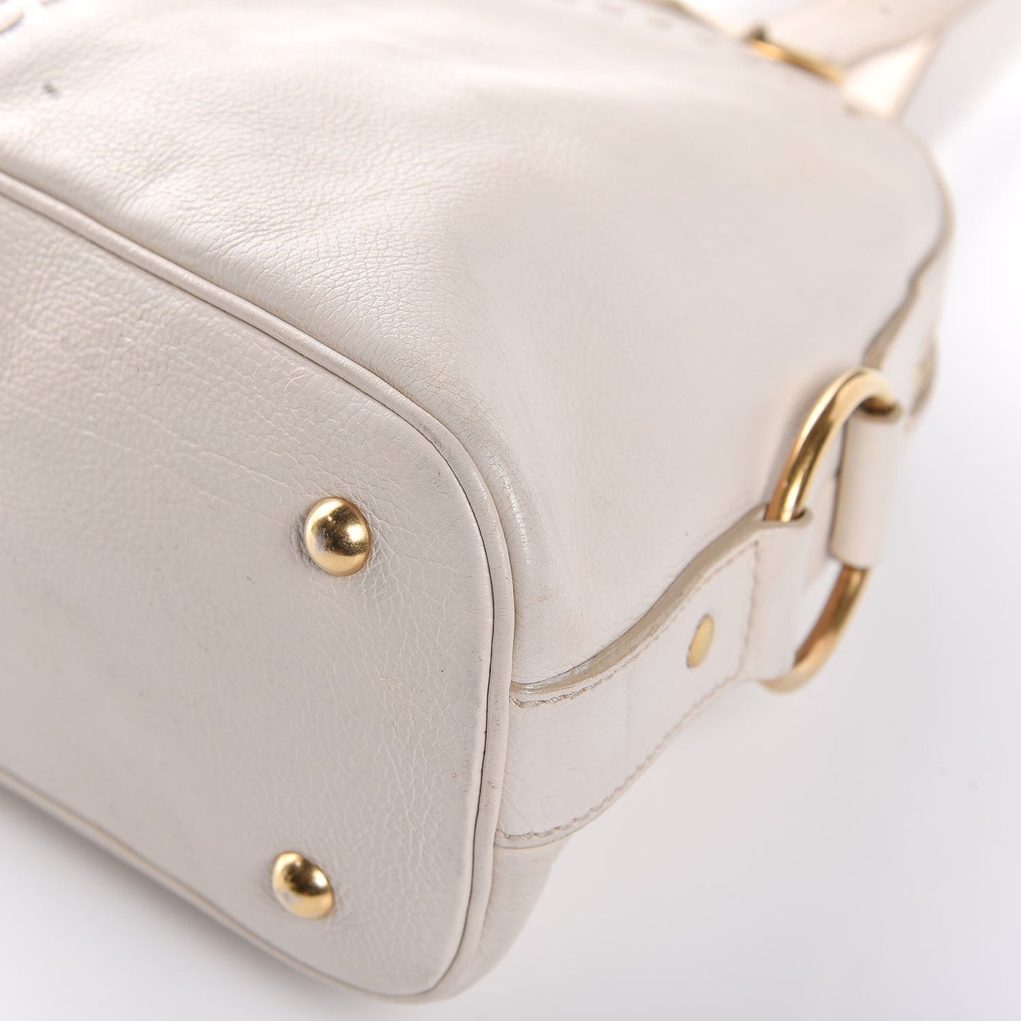 Calfskin Medium Muse Ivory