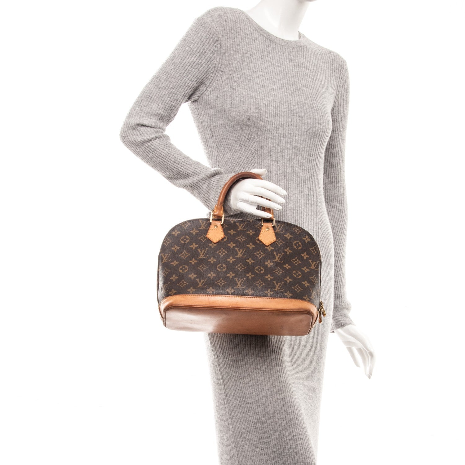 Louis Vuitton Monogram Alma PM 2 of 10