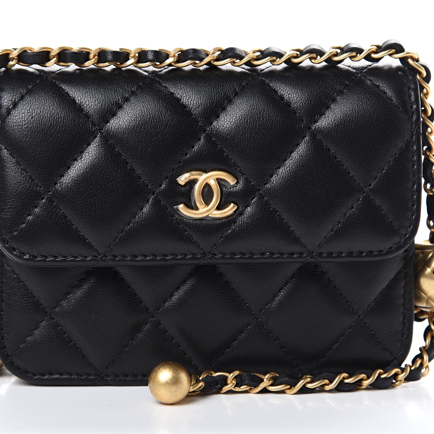 Lambskin Quilted Pearl Crush Clutch With Chain Black