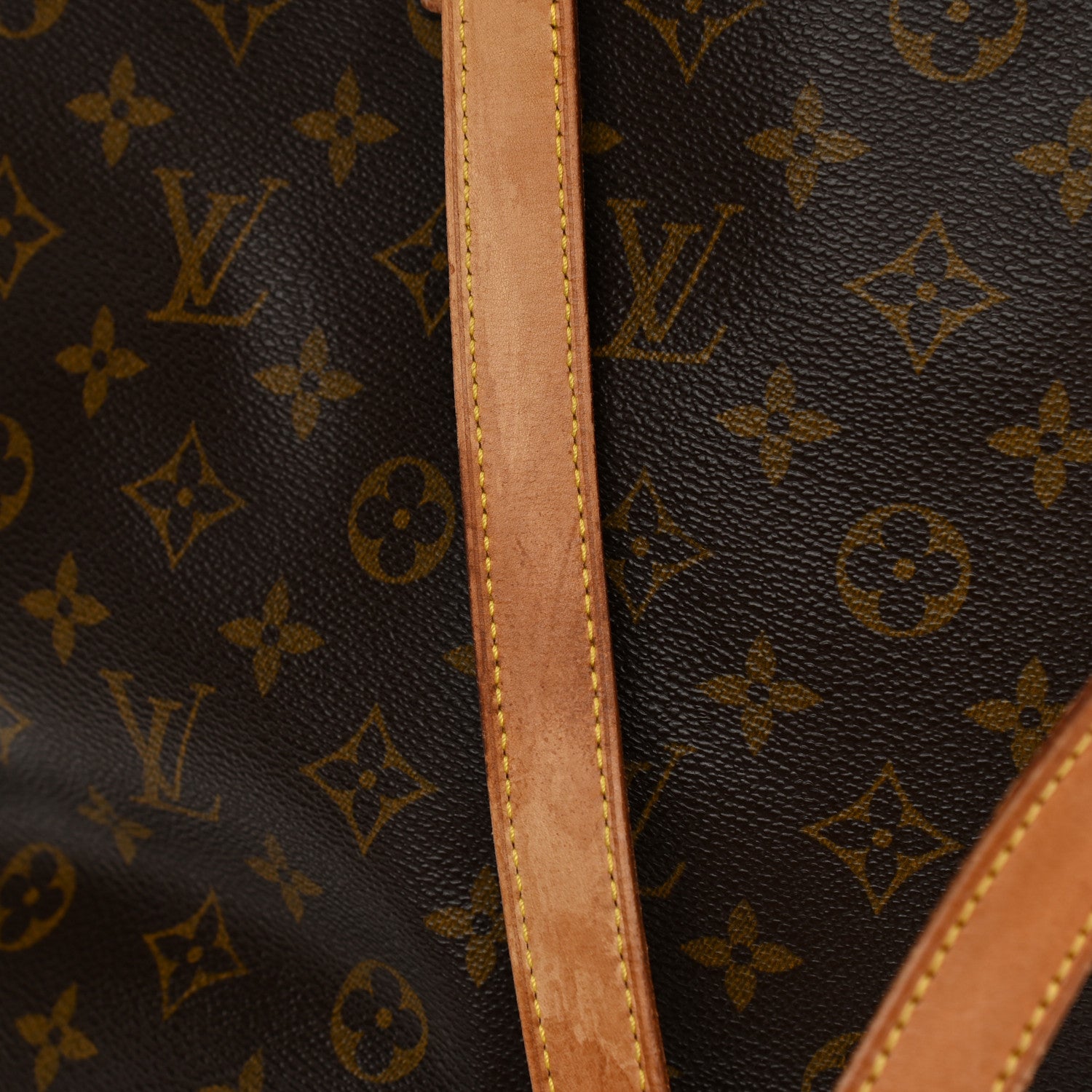 Louis Vuitton Monogram Cabas Mezzo 12 of 15