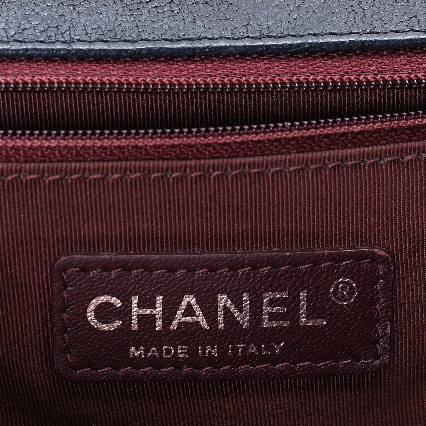 Crumpled Lambskin New Medium Studded Boy Flap Navy