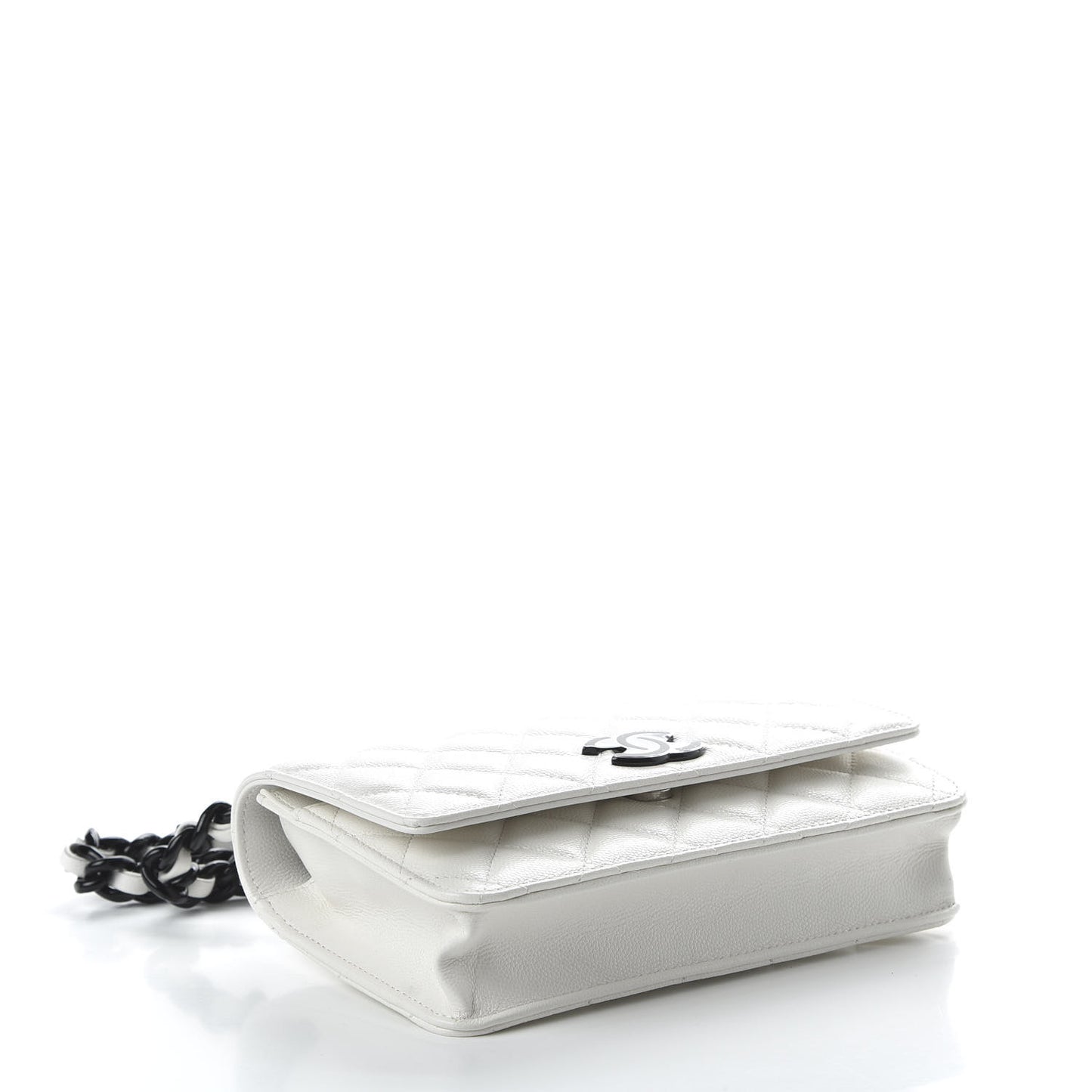 Caviar Quilted My Everything Wallet On Chain WOC White