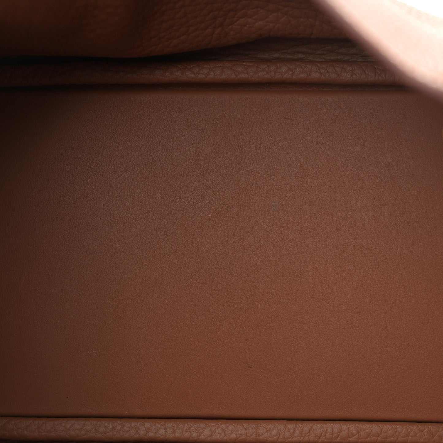 Taurillon Clemence Lindy 26 Gold