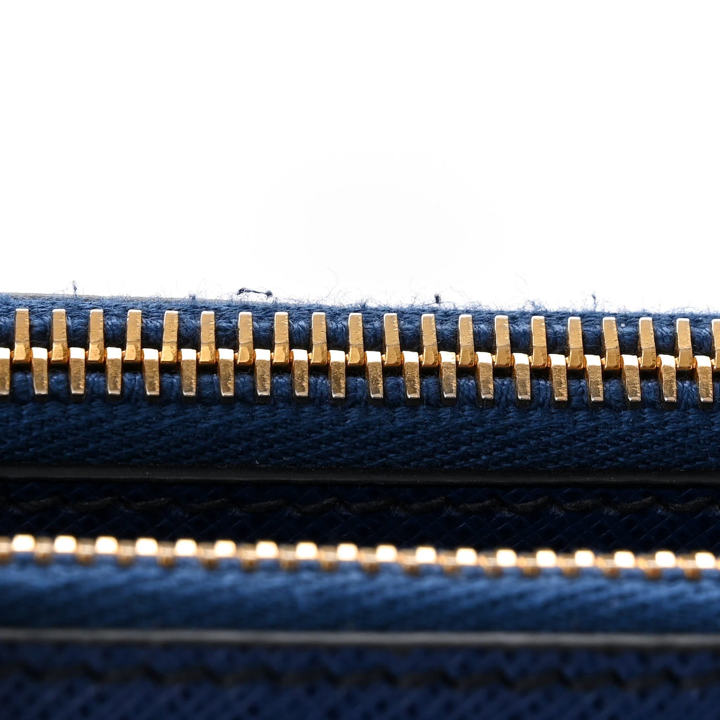 Saffiano Medium Galleria Double Zip Tote Bluette