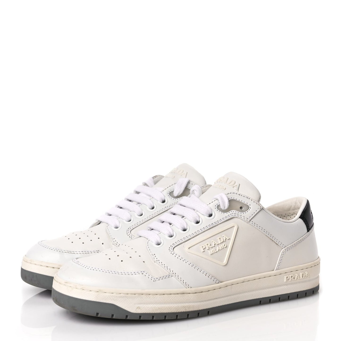Vitello Sport Spazzolato Rois Rubber Triangle Logo Perforated Womens District Low Top 30mm Sneakers 36.5 White