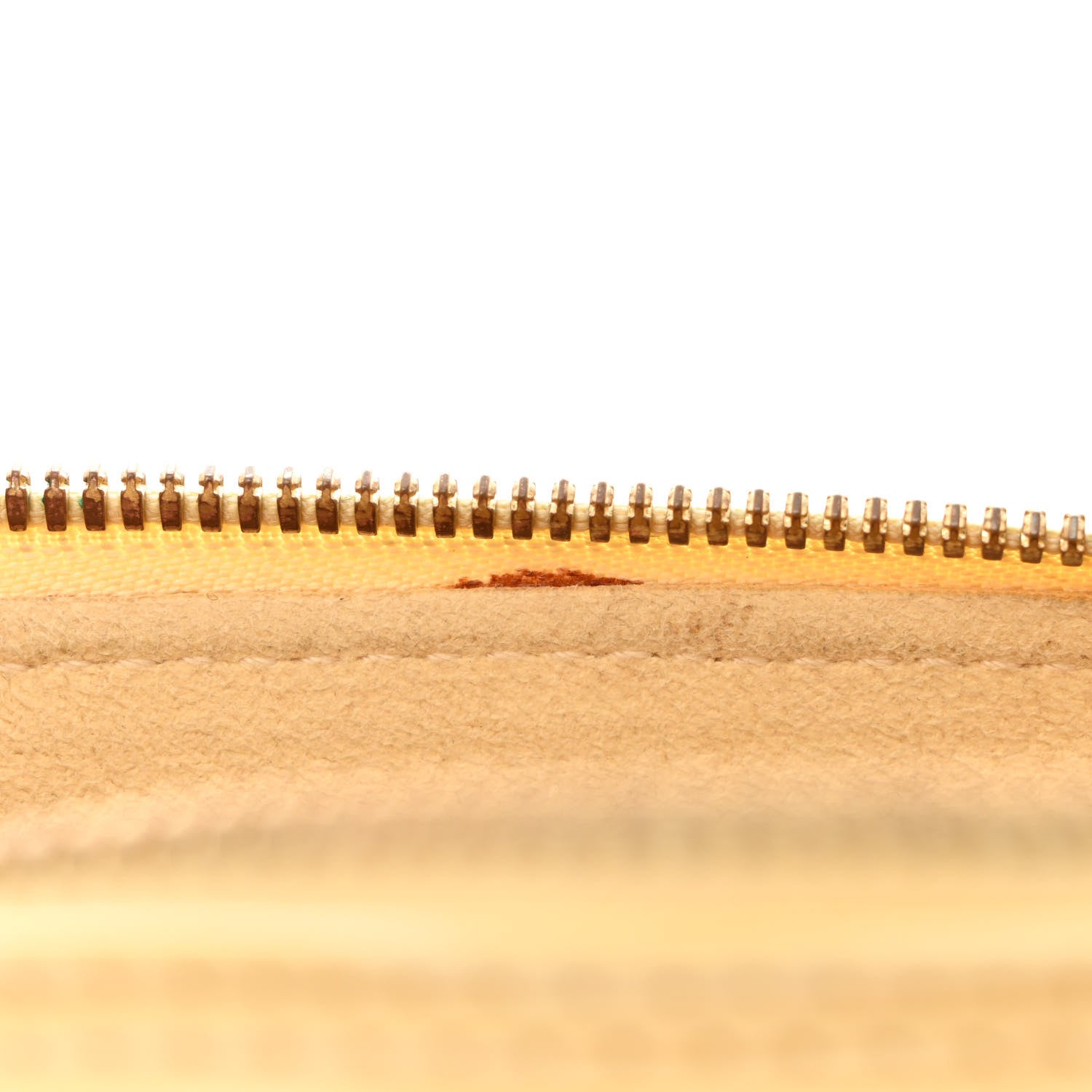 Louis Vuitton LOUIS VUITTON Epi Alma PM Vanilla 16 of 19