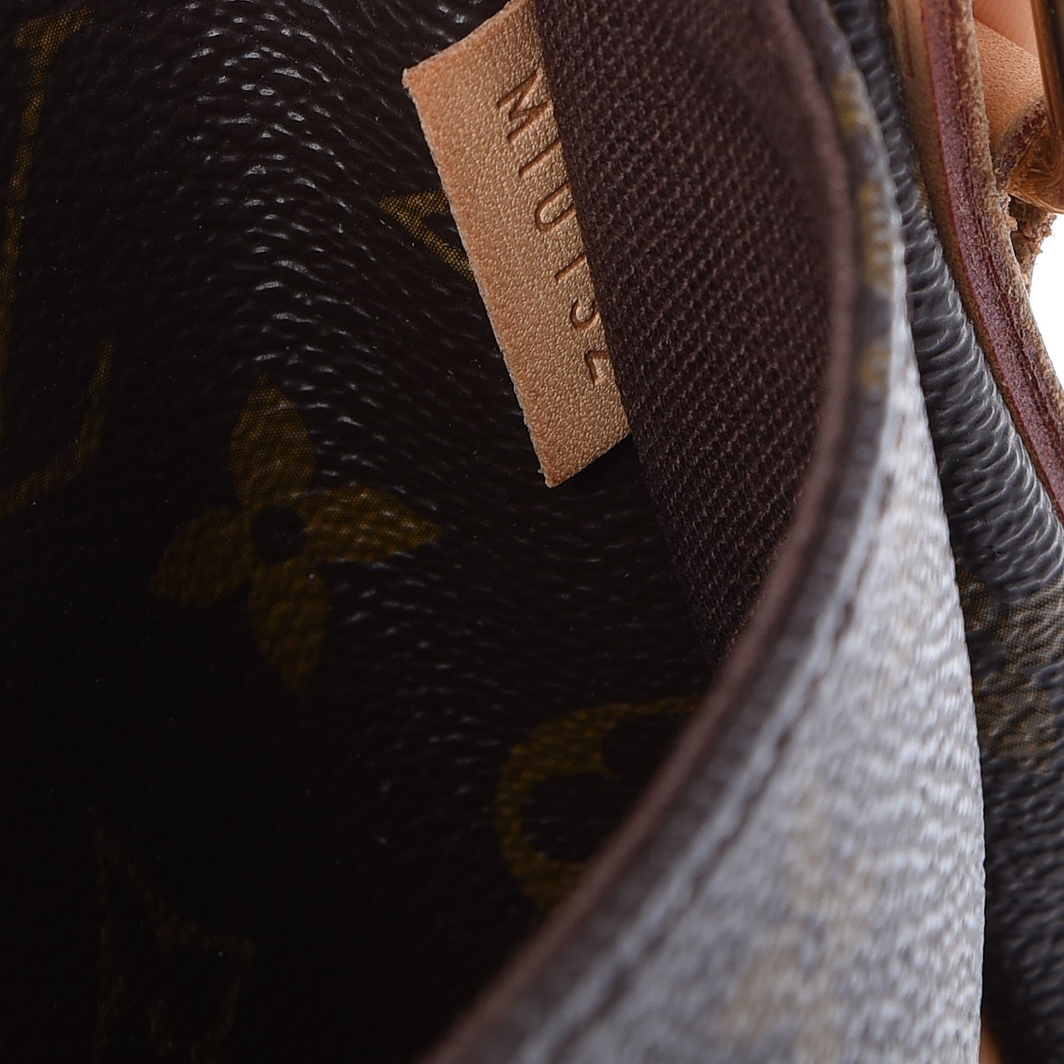 Louis Vuitton Monogram Menilmontant MM 8 of 10