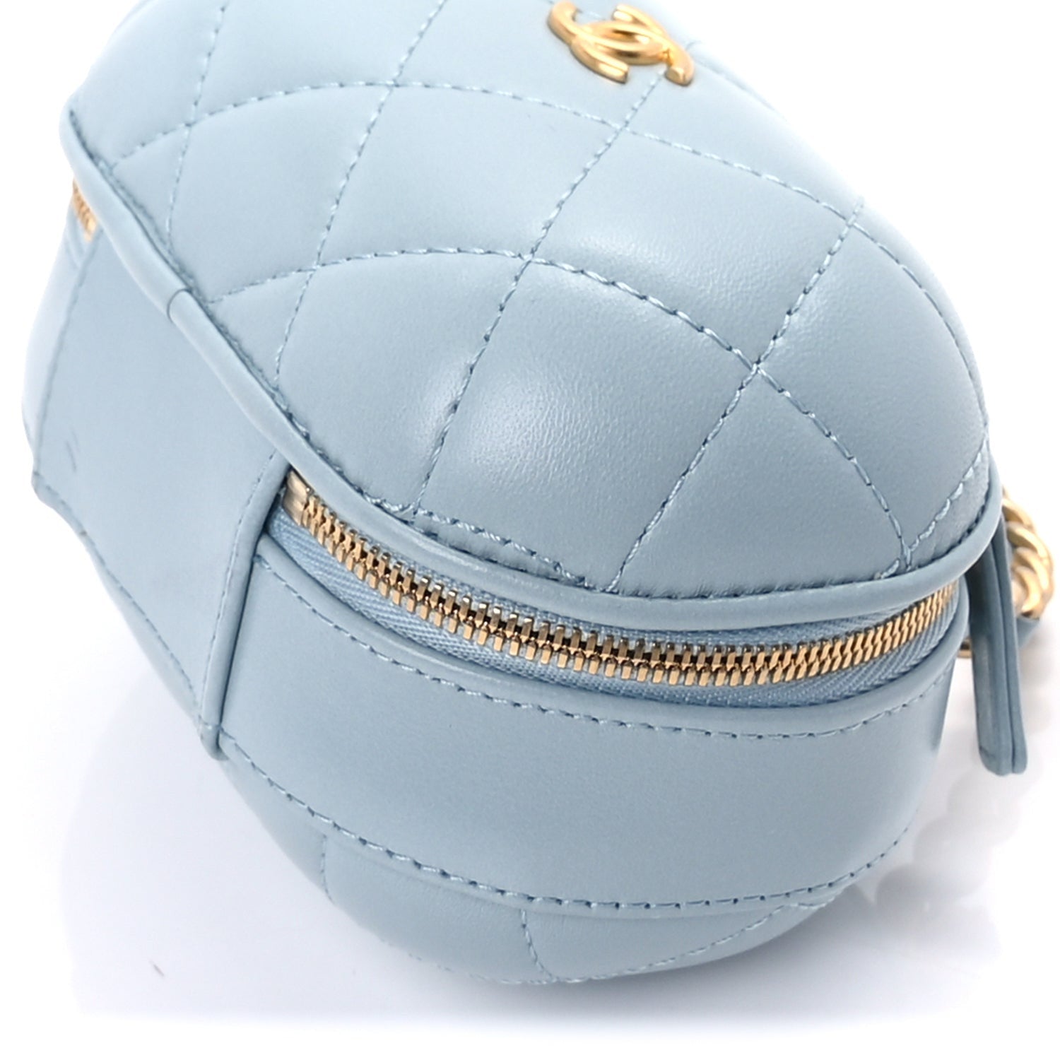 Chanel Lambskin Quilted CC Bubble Vanity Case With Chain Light Blue 7 of 8