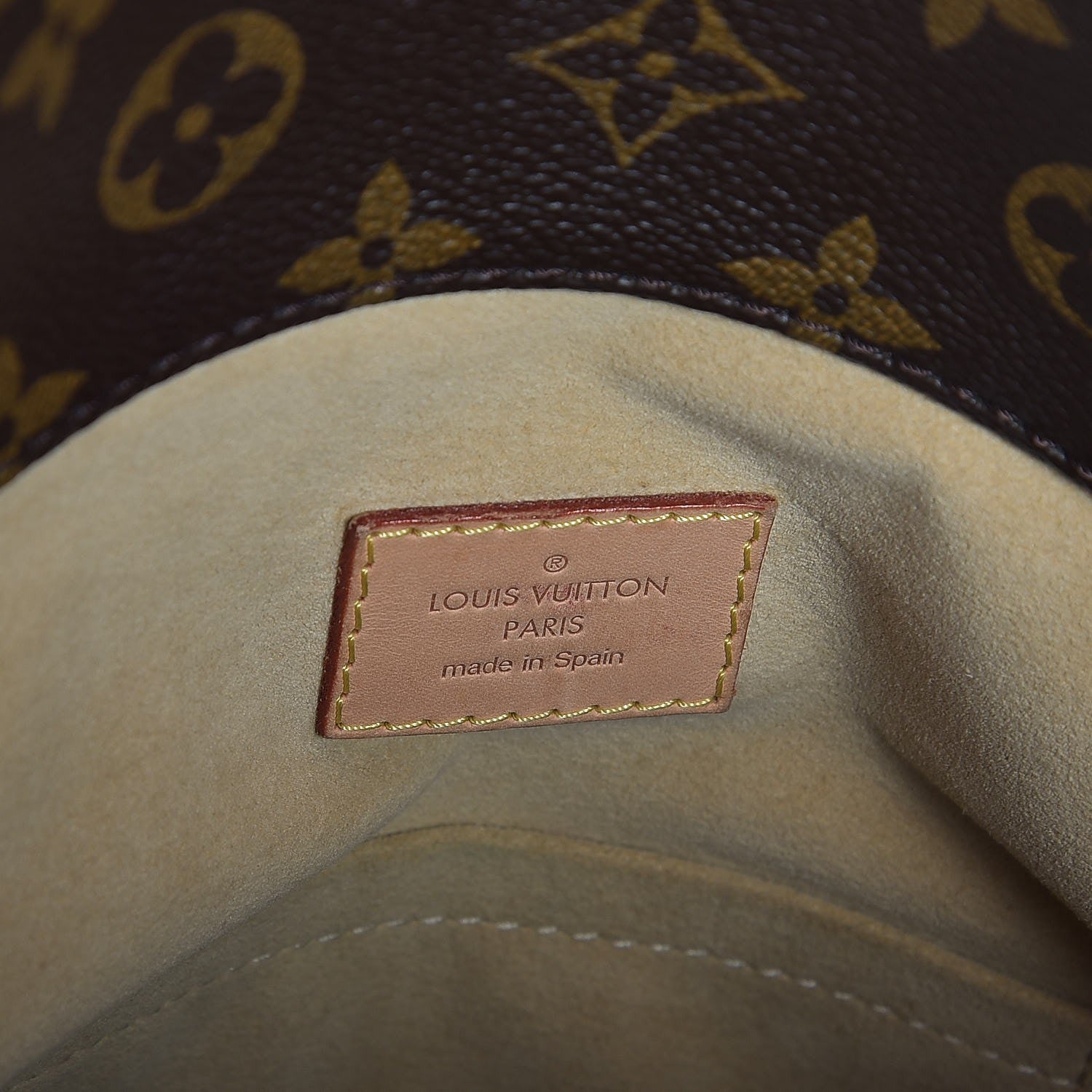 Louis Vuitton Monogram Artsy MM 5 of 10