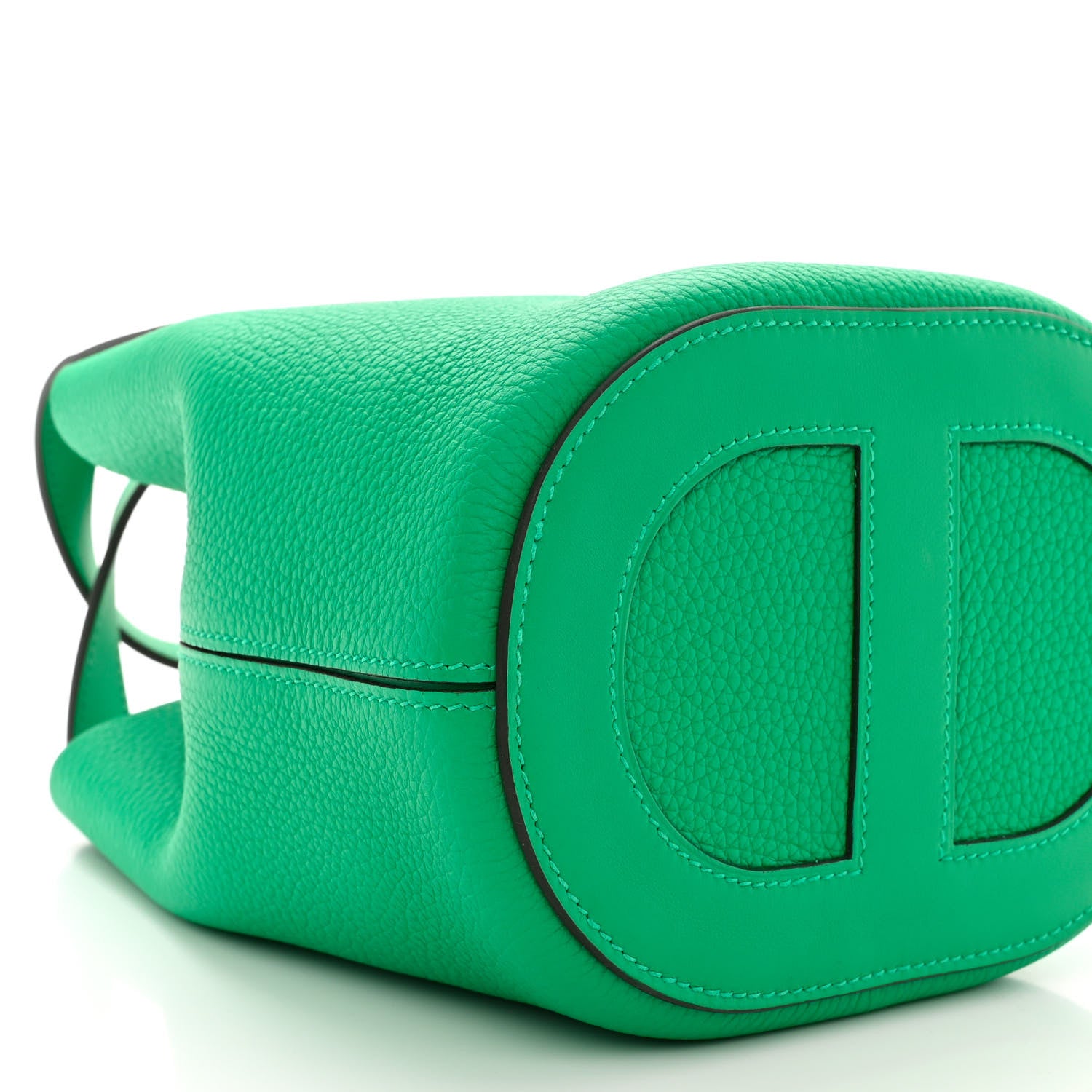 Hermes Taurillon Clemence Swift In-The-Loop 18 Bag Vert Comics 9 of 11