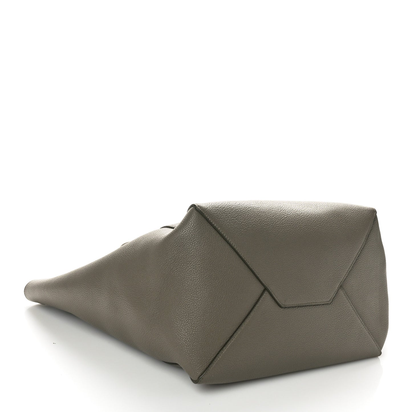 Soft Grained Calfskin Medium Belt Cabas Phantom Taupe