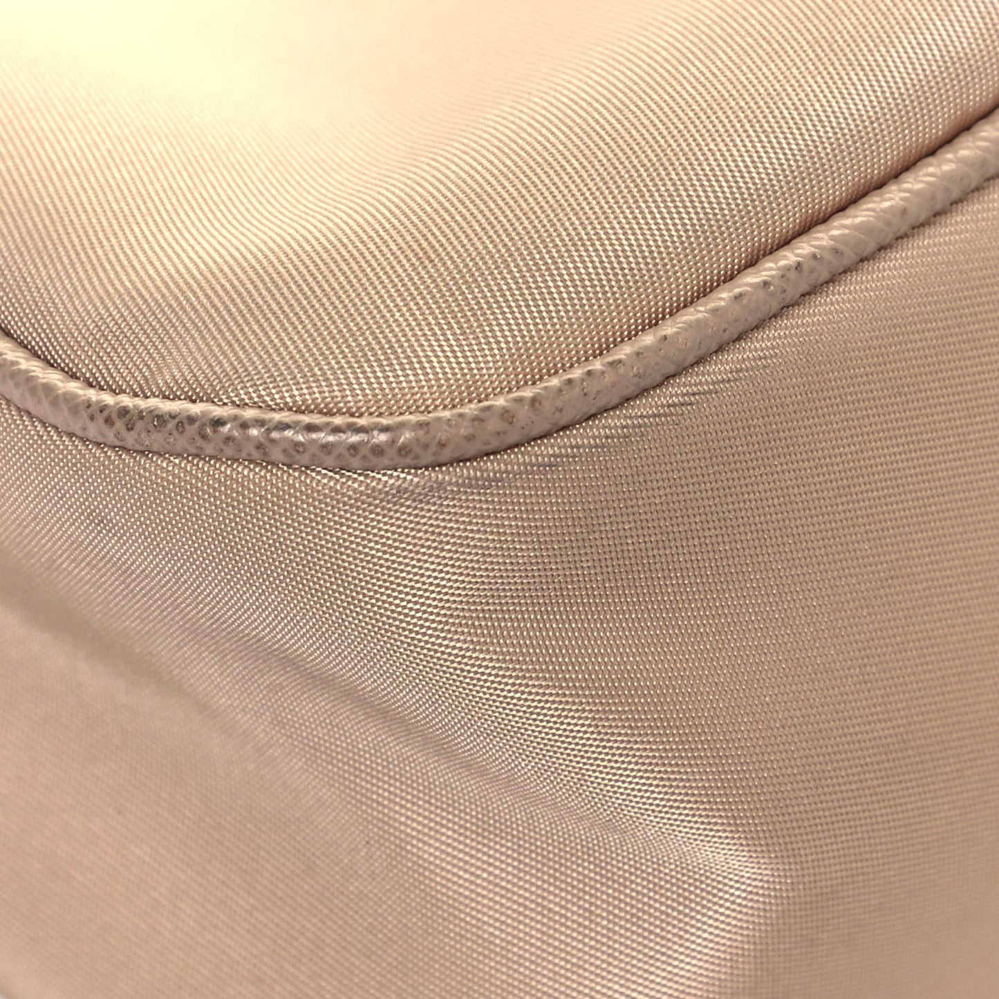 Nylon Re-Edition 2005 Shoulder Bag Cammeo