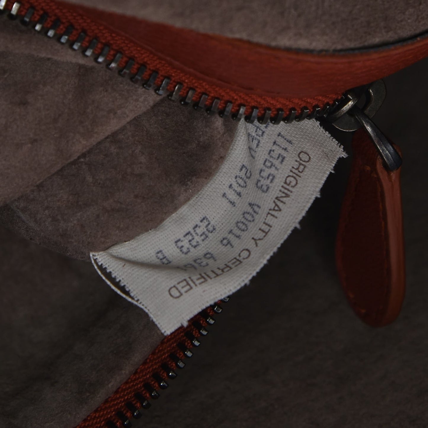 Nappa Intrecciato Medium Veneta Hobo Rust