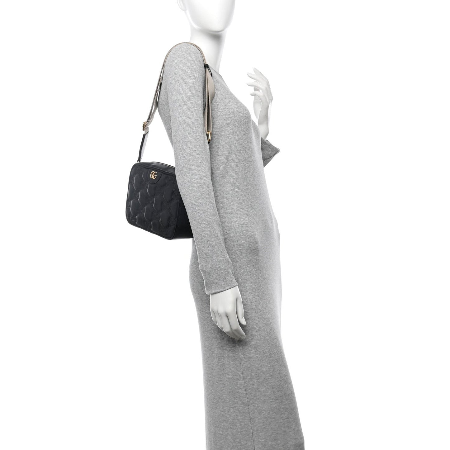 Calfskin GG Matelasse Shoulder Bag Black Natural