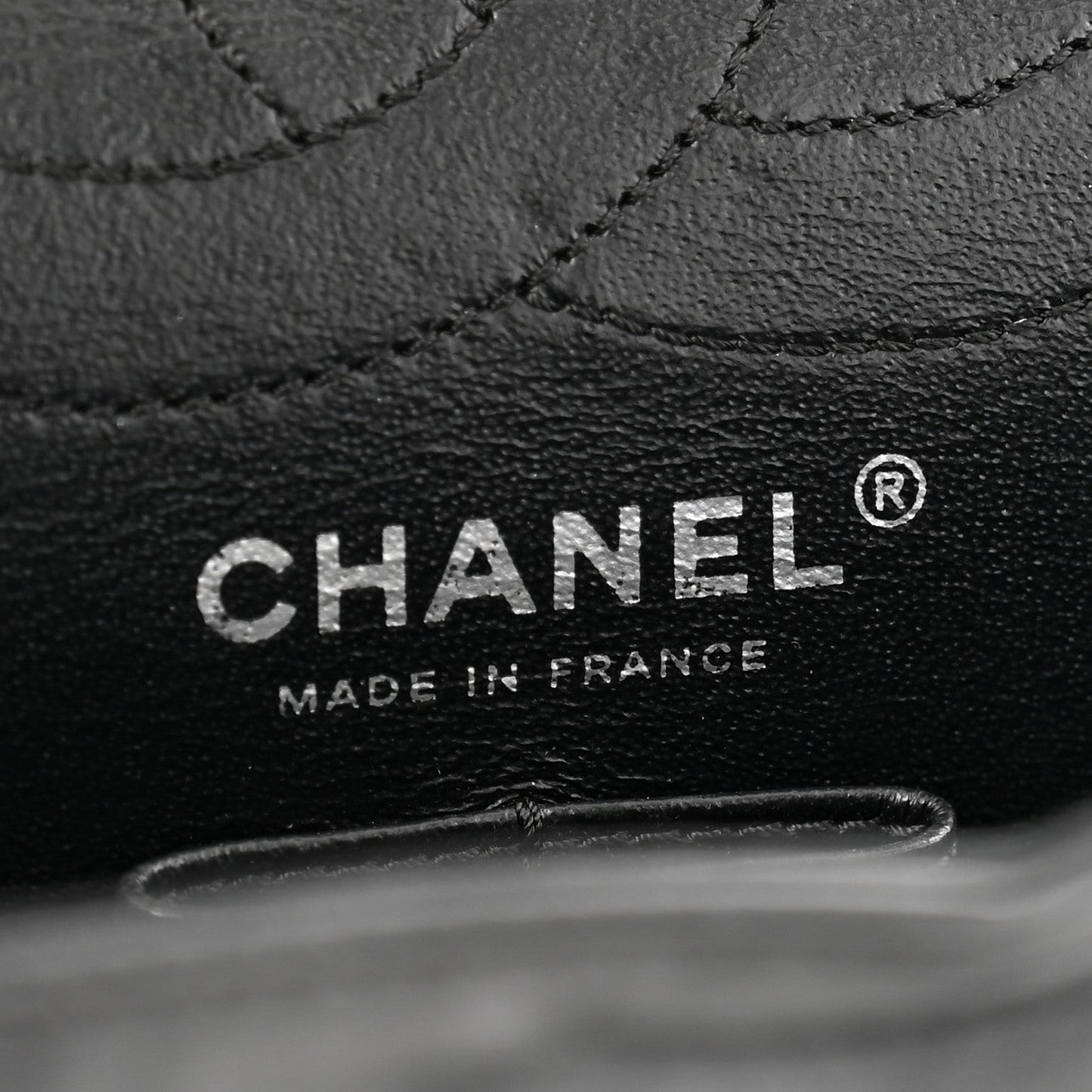 Aged Calfskin Chevron Quilted 2.55 Reissue 226 So Black