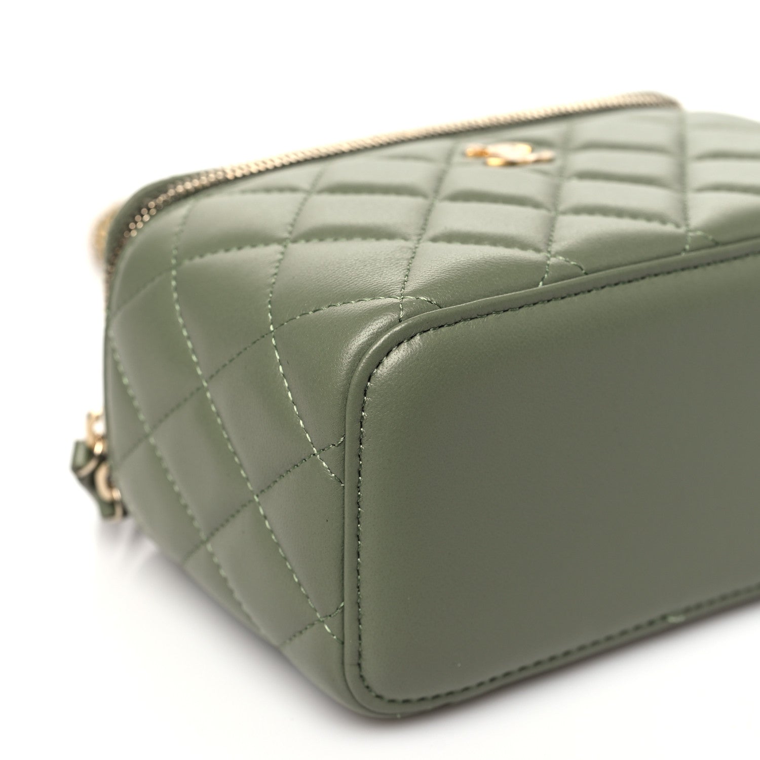 Chanel Lambskin Quilted Small Pearl Crush Vanity Case With Chain  Green 10 of 12
