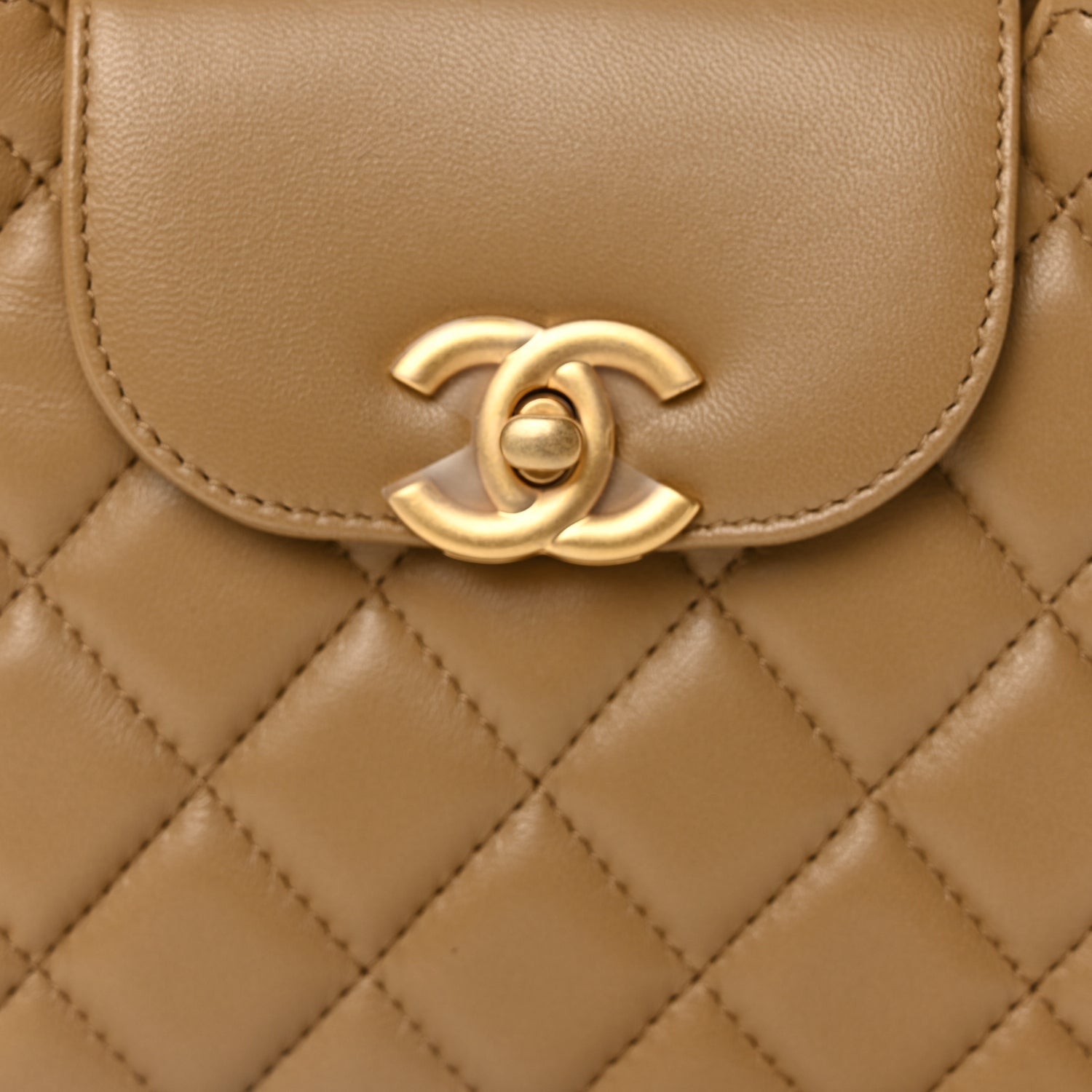 Chanel Shiny Aged Calfskin Quilted Nano Kelly Shopper Beige 6 of 9
