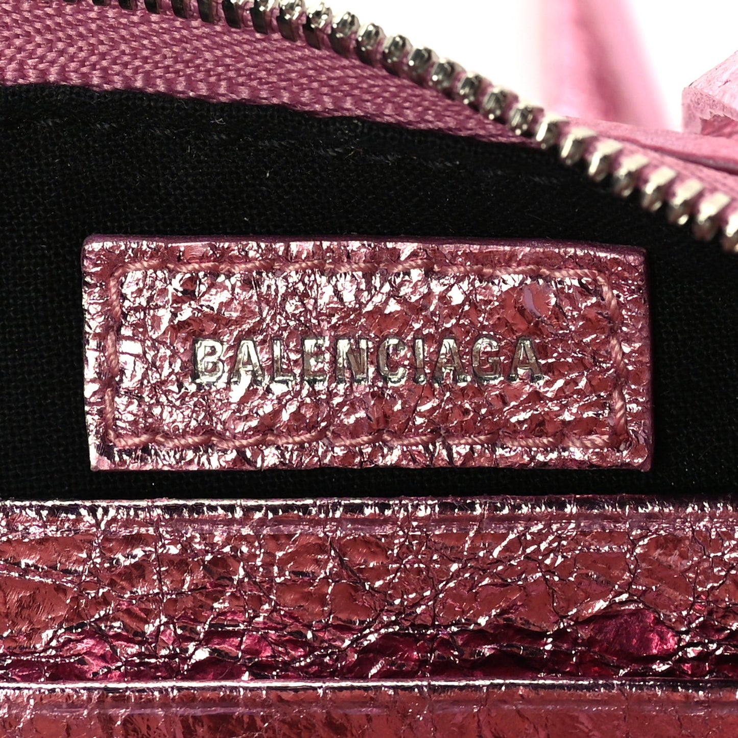 Metallic Agneau Arena Crystal Le Cagole Mini Purse With Chain Met Pink