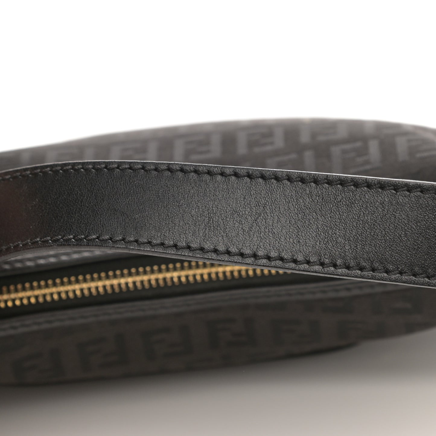 Zucchino Cuoio Chef Pocket Shoulder Bag Black