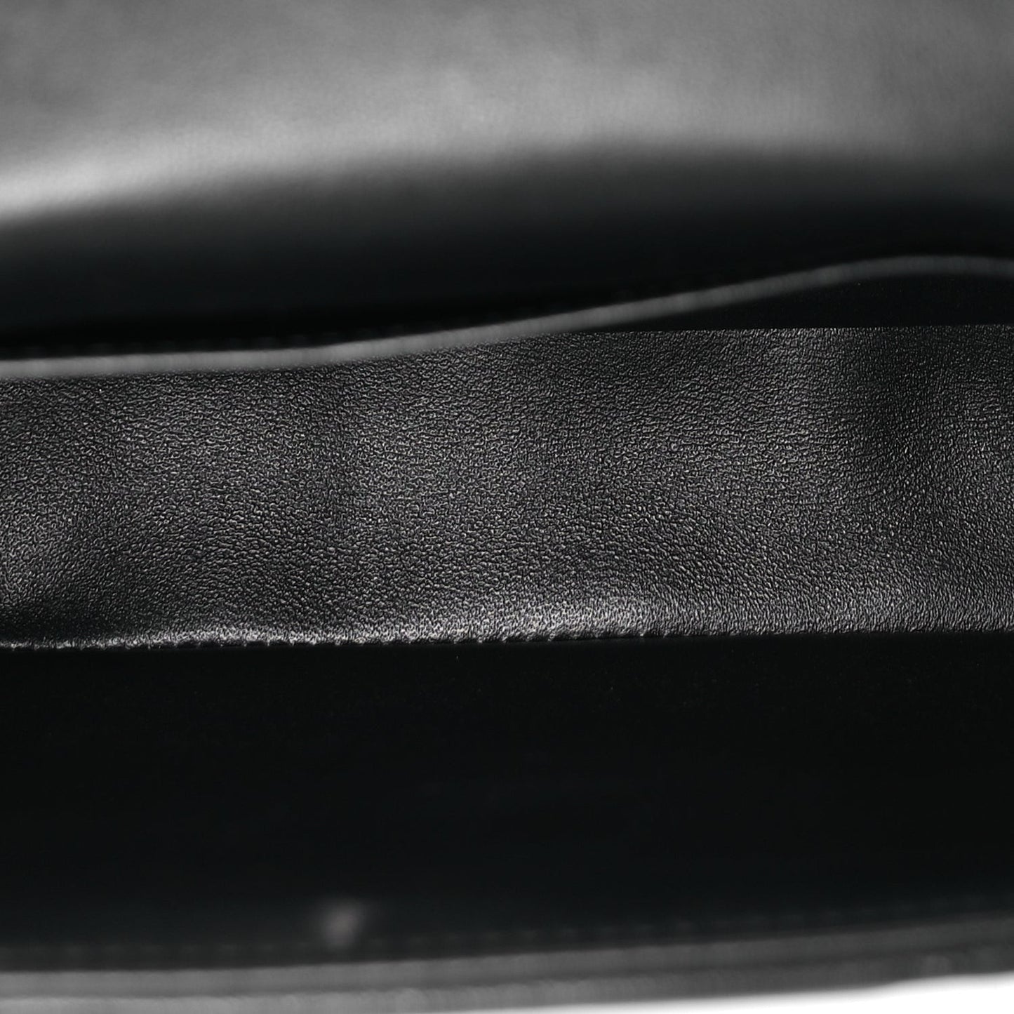 Goatskin Matelasse Chain Shoulder Bag  Black