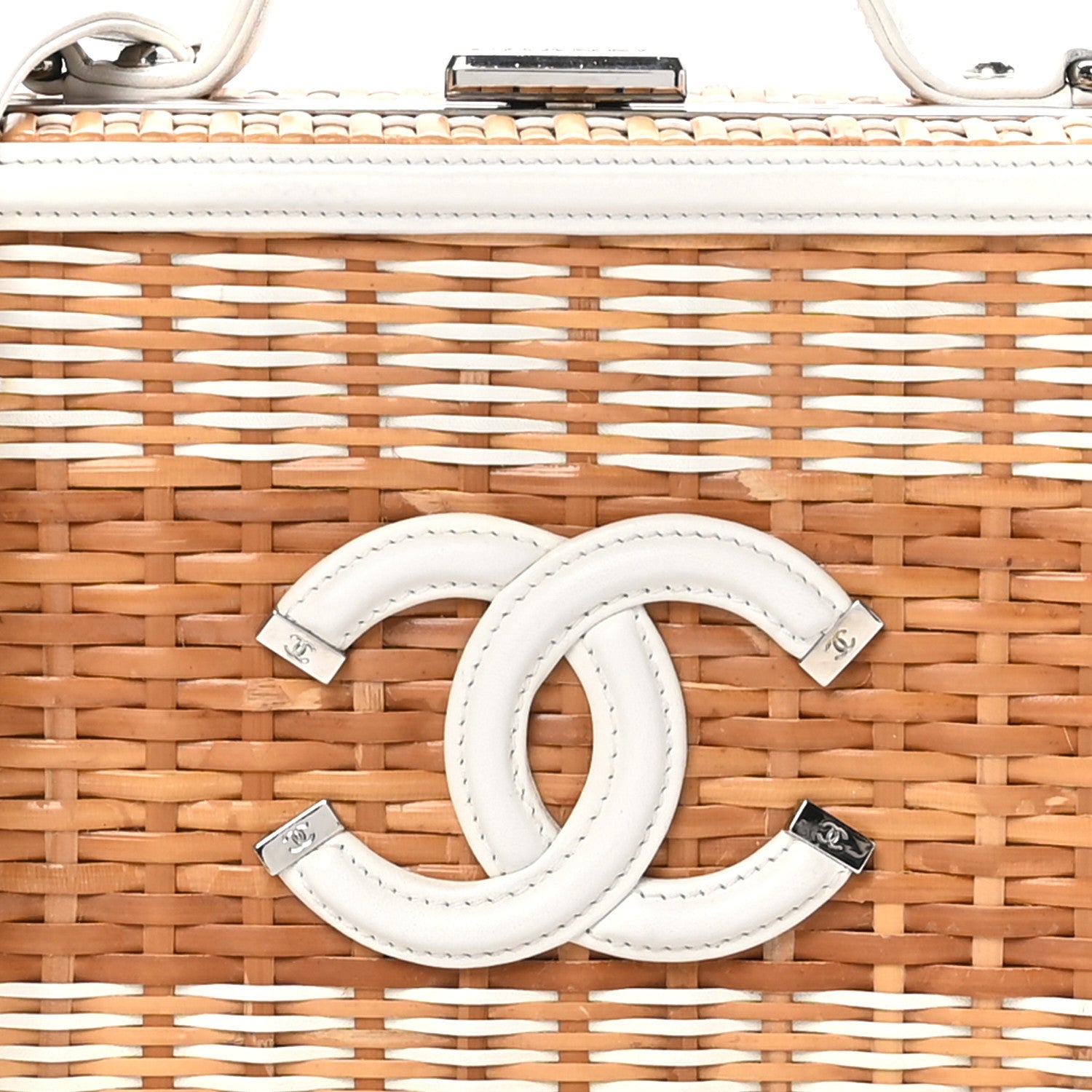 Chanel Raffia Calfskin CC Filigree Vanity Case White 9 of 11