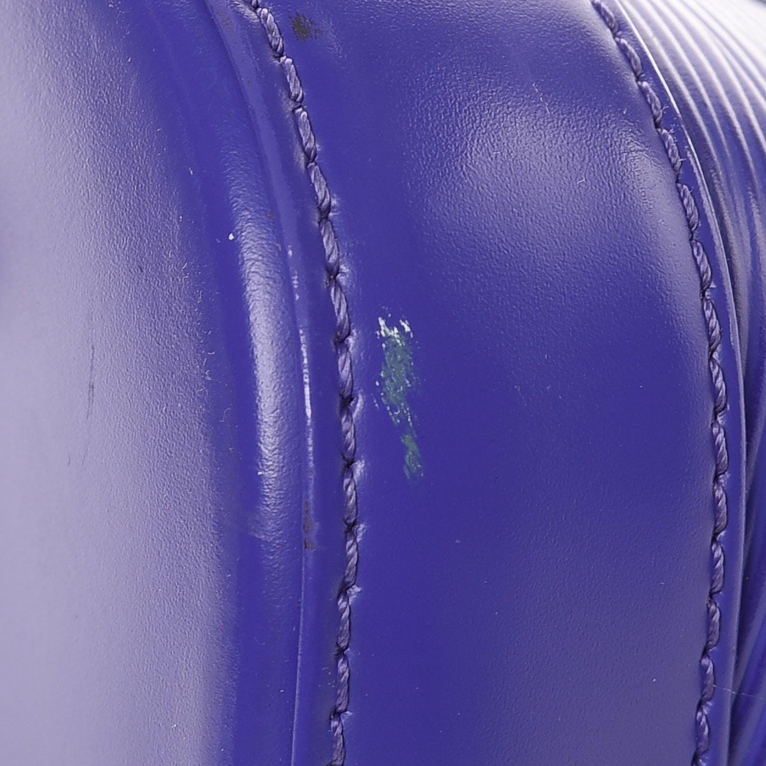 Louis Vuitton Epi Alma PM Figue 8 of 9