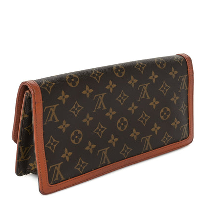 Louis Vuitton Monogram Pochette Dame 29 3 of 8