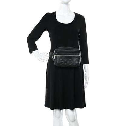 Louis Vuitton Taiga Monogram Outdoor Bumbag Black 2 of 10