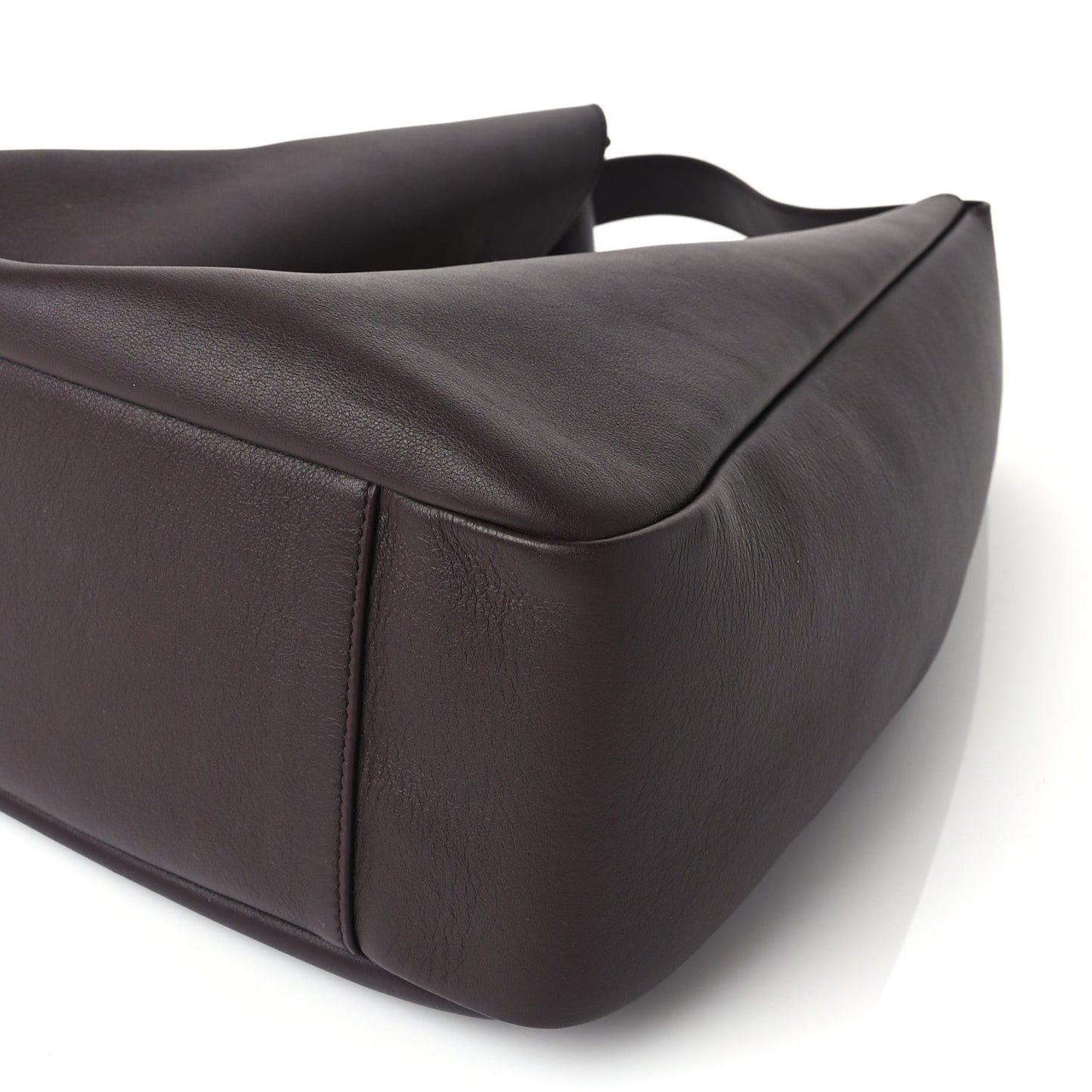 Supple Calfskin Large Le 5 A 7 Soft Hobo  Raisin