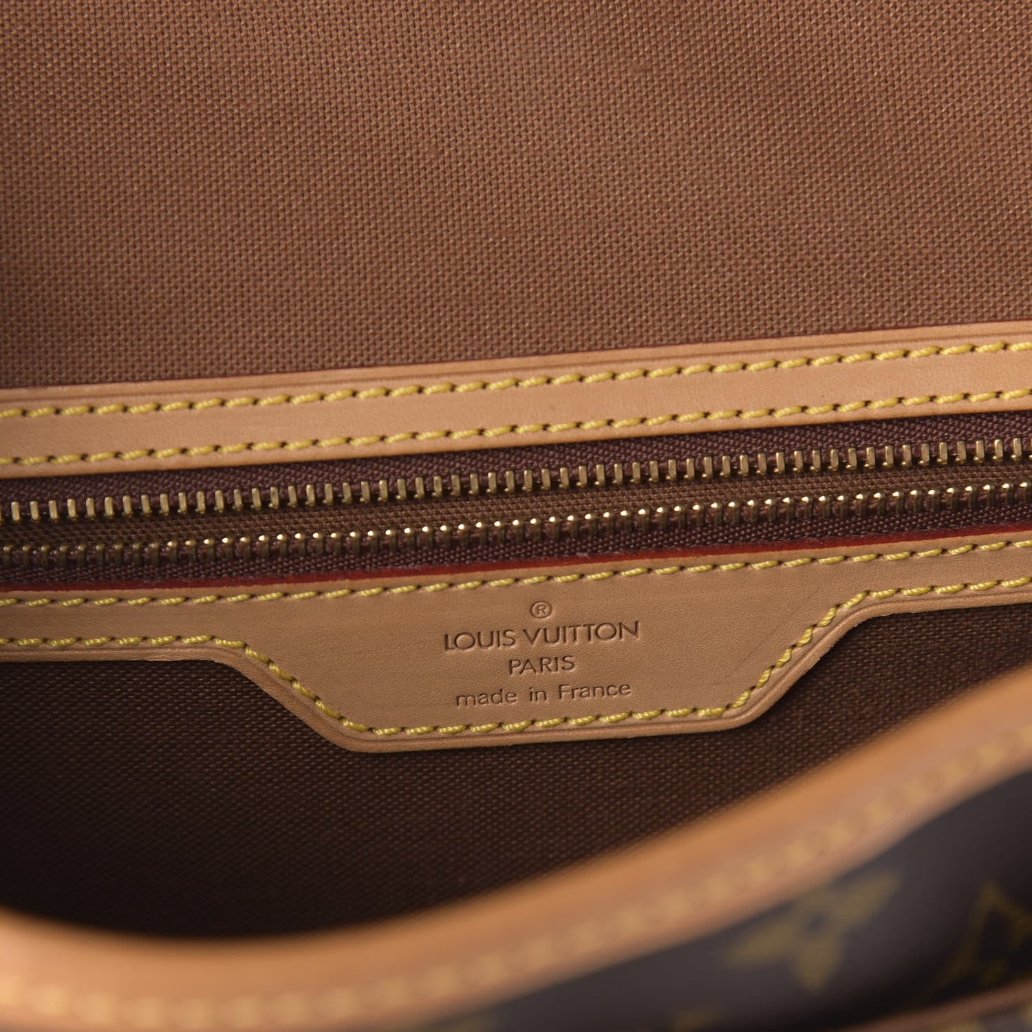 Louis Vuitton Monogram Sologne 8 of 9