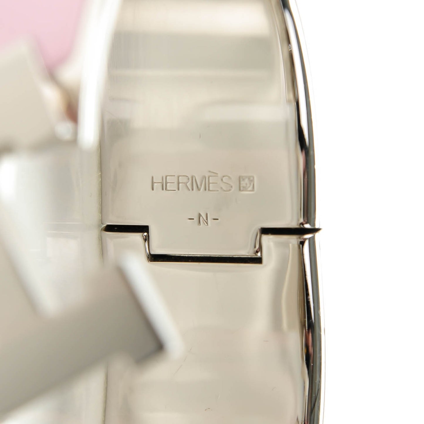 Enamel Wide Clic Clac H Bracelet PM Rose Poudre