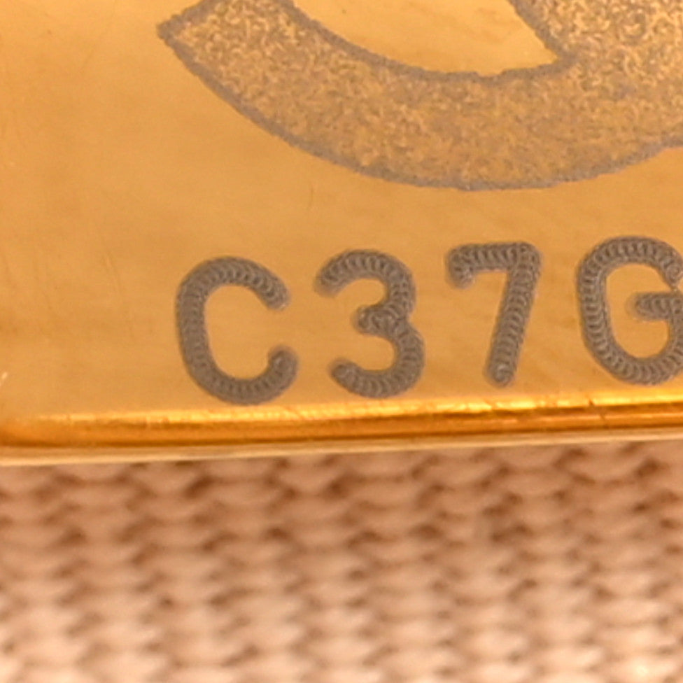 Lambskin Quilted Medium Chanel 19 Flap White