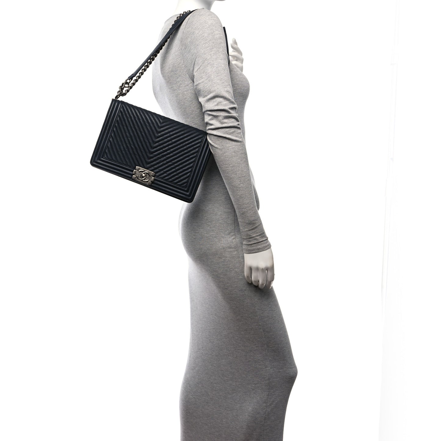 Wrinkled Lambskin Chevron Quilted Medium Boy Flap Black