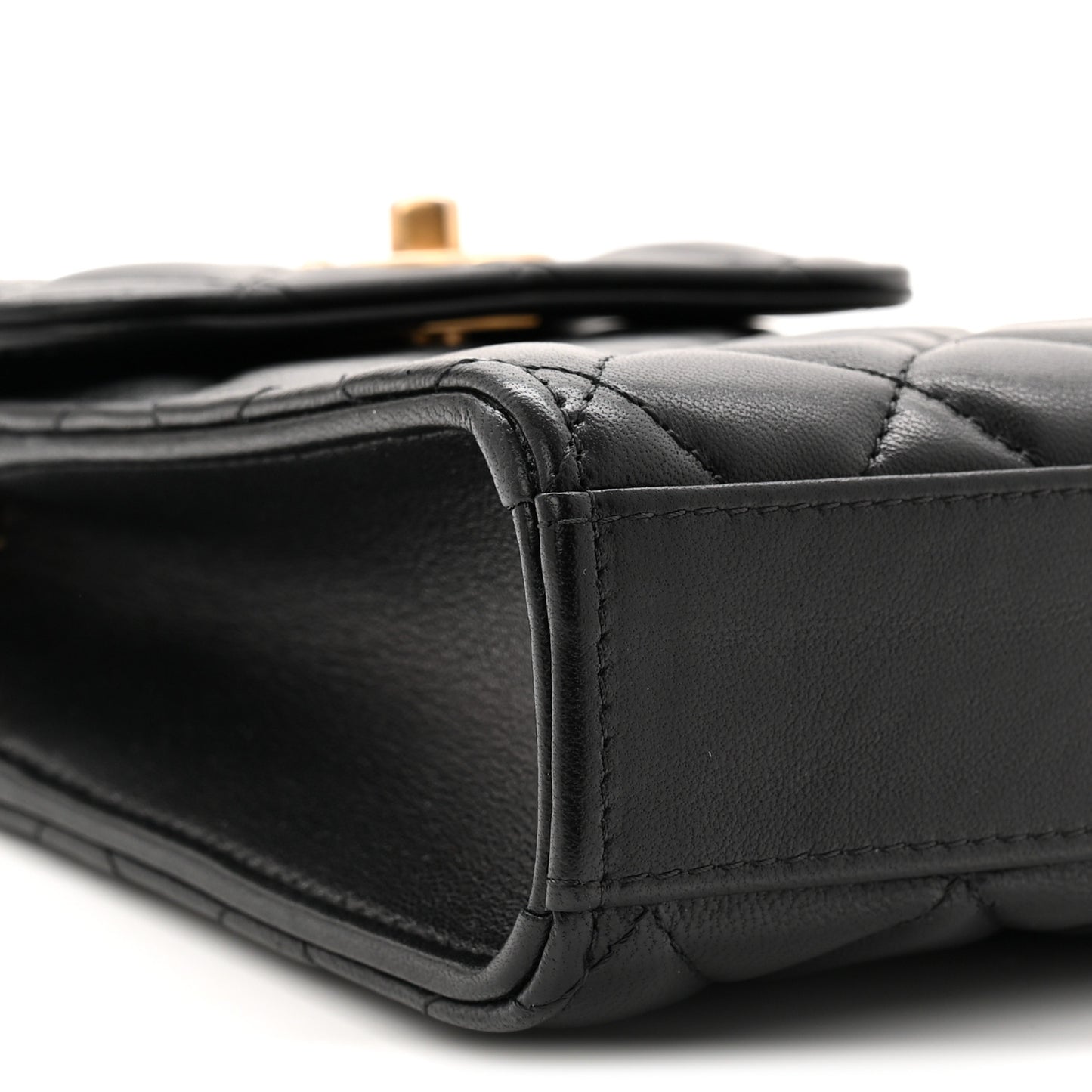 Lambskin Quilted Vertical Pearl Crush Flap With Chain Black