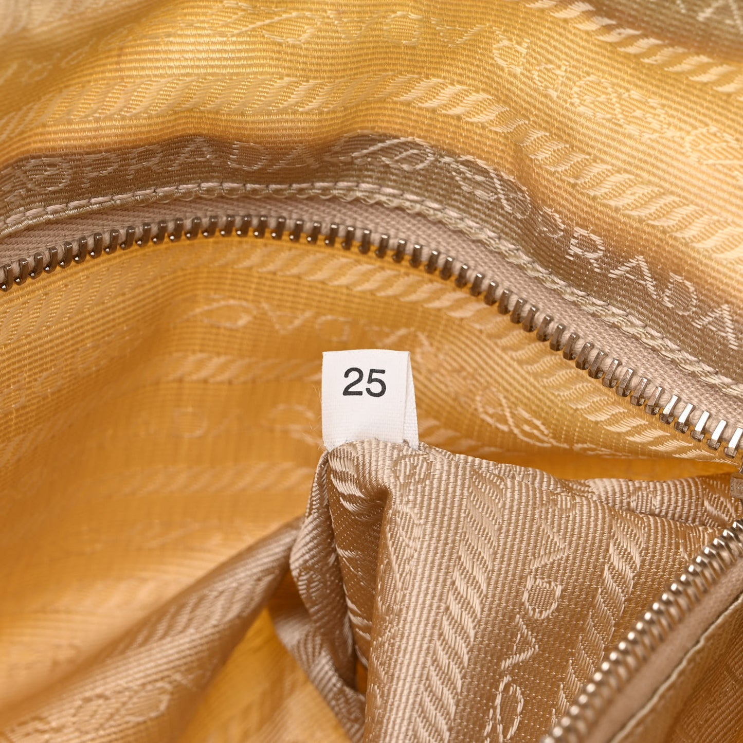 Tessuto Nylon Saffiano Sacca Shoulder Bag Ananas