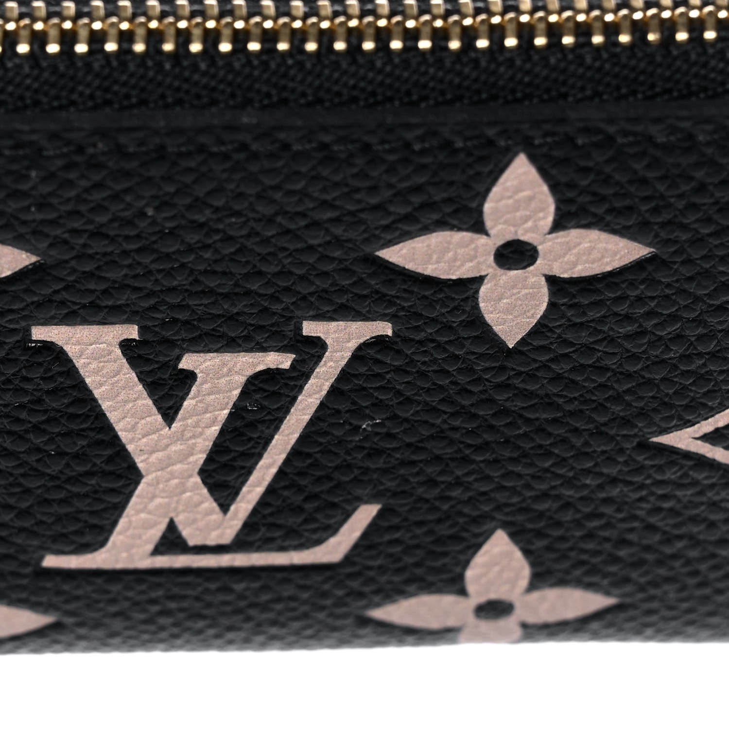 Louis Vuitton Empreinte Monogram Giant Key Pouch Black Beige 8 of 9