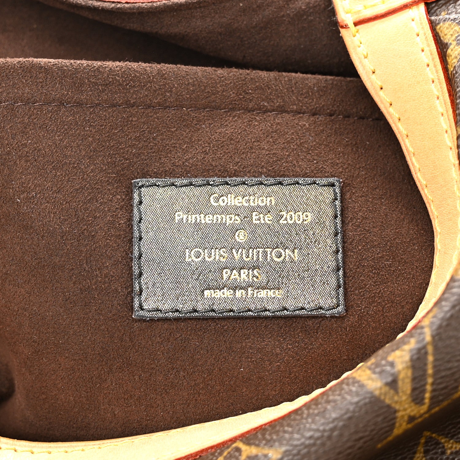 Louis Vuitton Monogram Kalahari GM 6 of 9