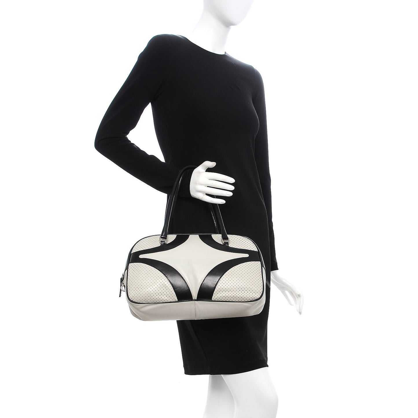 Vitello Drive Perforated Bowling Bag Gesso Black