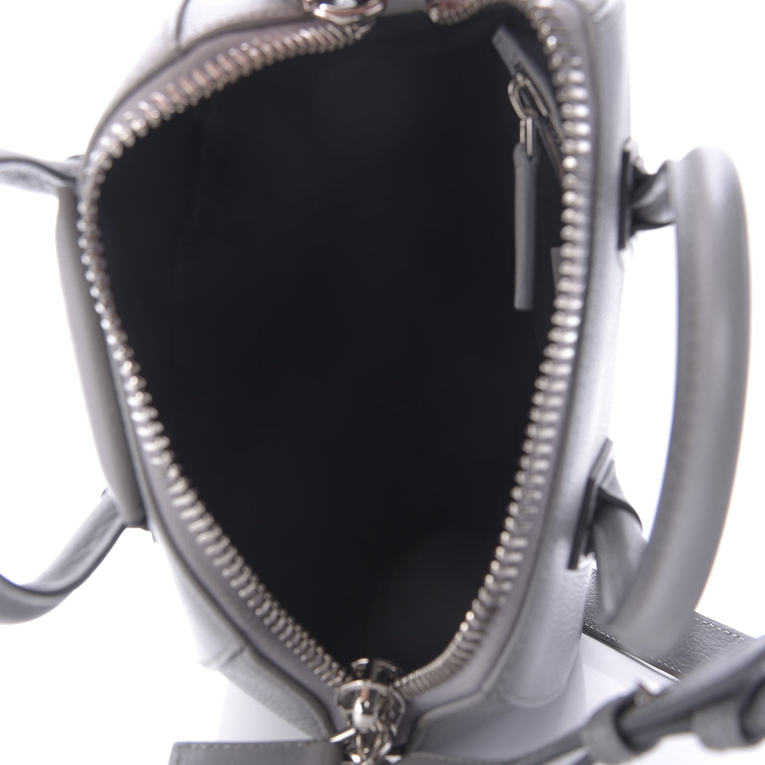 Givenchy Sugar Goatskin Mini Antigona Pearl Grey 5 of 9